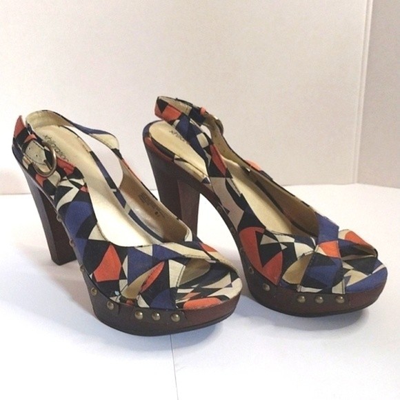 Xhilaration Studded Details Open Toe Wooden Platform Sandals US 8.5 - Picture 2 of 9